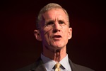 General Stanley McChrystal, author of “Leaders: Myth and Reality,” delivers his keynote remarks during the TCH + BPI Chair’s Dinner.